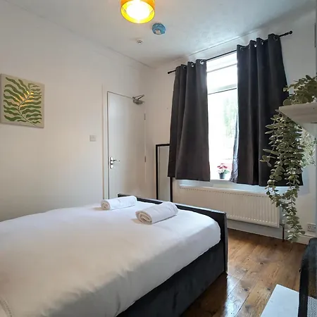 Modern Double W Private Bath & Free Parking Dom wakacyjny York