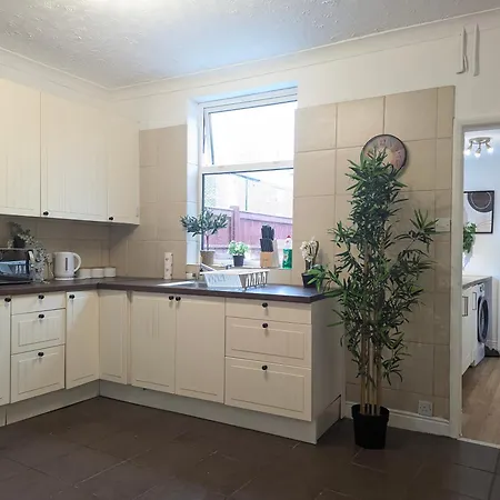 Σπίτι διακοπών Modern Double W Private Bath & Free Parking *