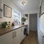 Holiday home Modern Double W Private Bath & Free Parking York