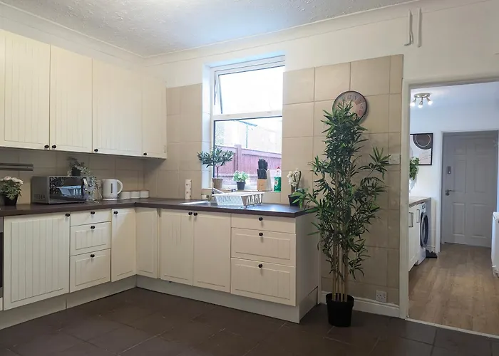 Prázdninový dům Modern Double W Private Bath & Free Parking *