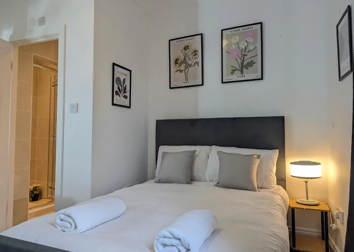 Prázdninový dům Modern Double W Private Bath & Free Parking York